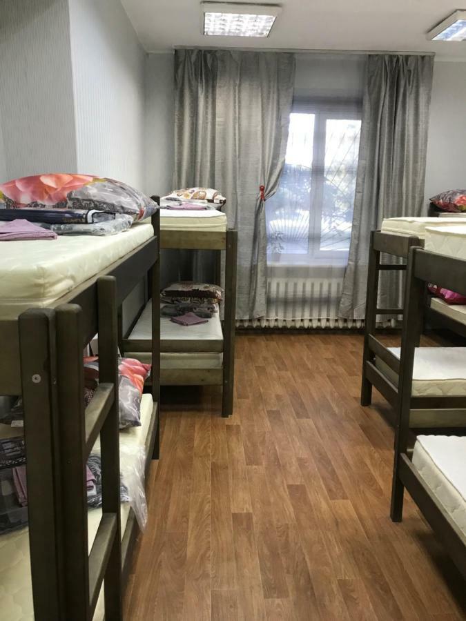 ArArAt-DEMEEVSKAYA Hostel Kiew Exterior foto